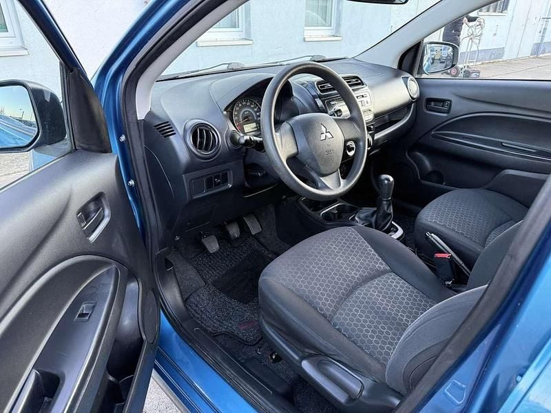 Gebraucht Mitsubishi Space Star Classic Collection 71 PS (52 kW) 2014 Atollblau (p) Kleinwagen