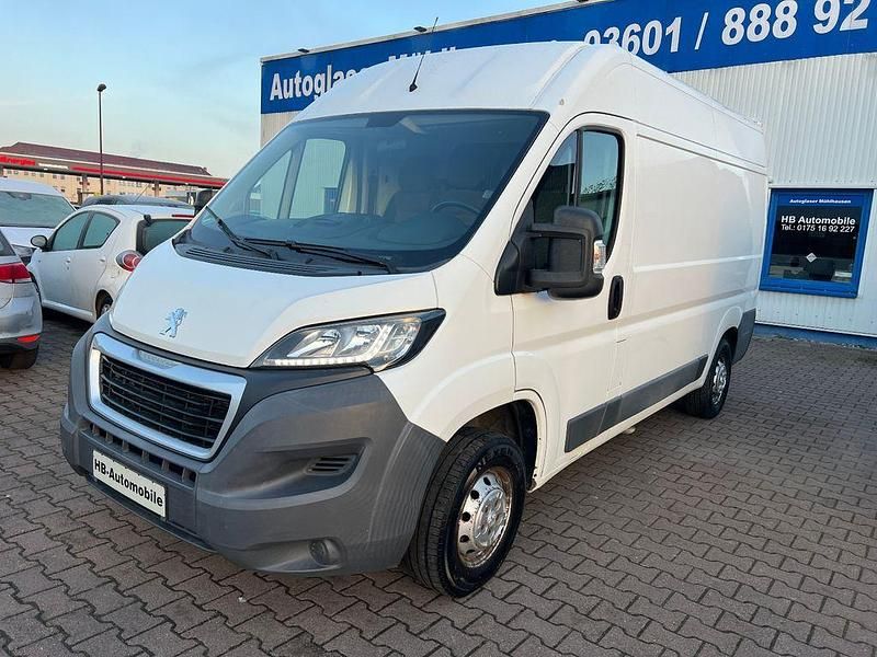 Weiß Gebraucht 2016 Peugeot Boxer Van | 6.800 € - Bild 1/4