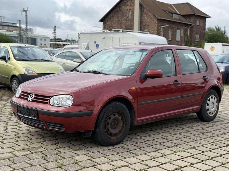 Rot Gebraucht 1999 VW Golf IV Limousine | 890 € (Superpreis) - Bild 1/4