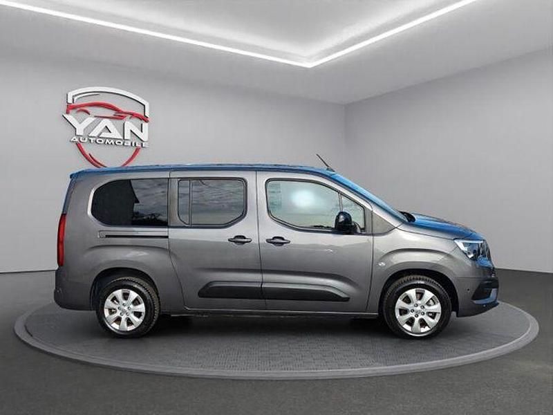 Gebraucht Opel Combo Life 131 PS (96 kW) 2022 Grau Limousine
