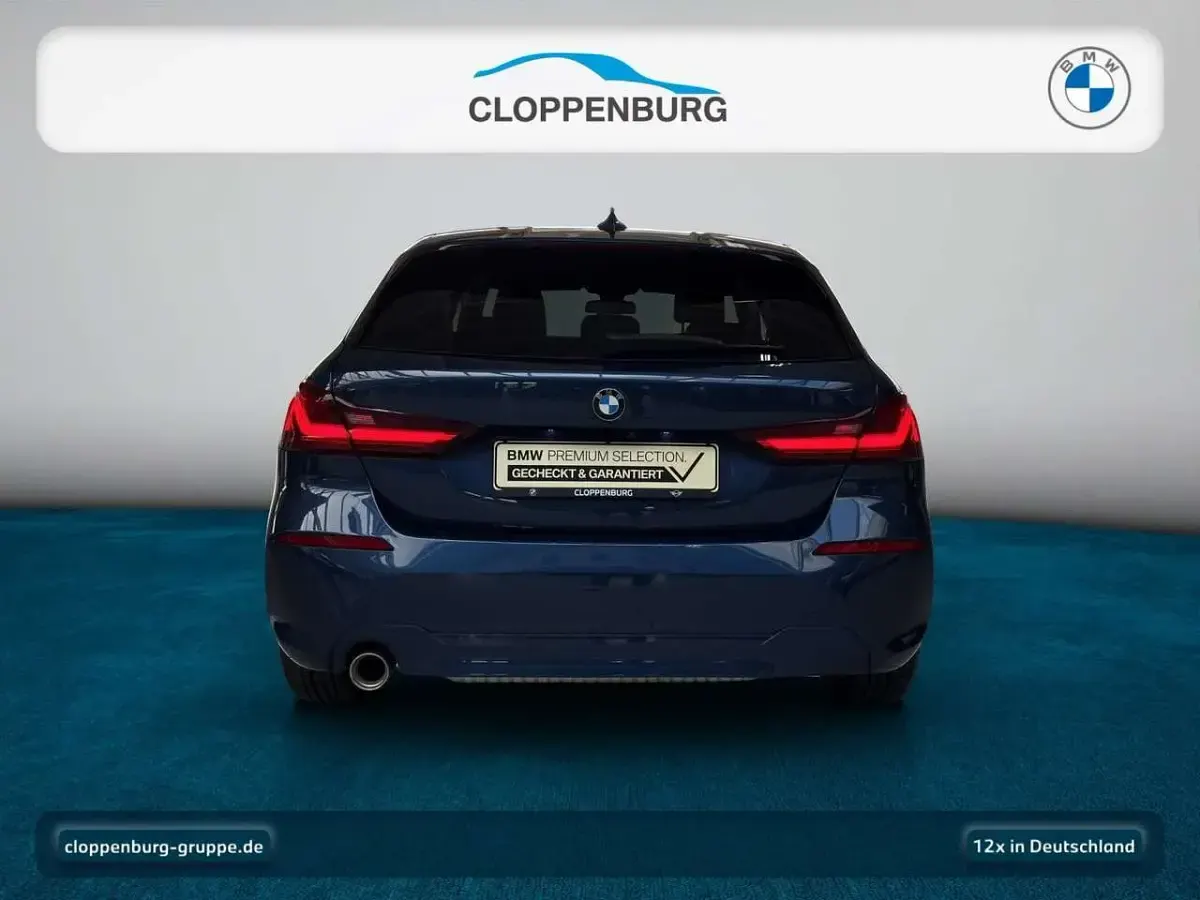 Gebraucht BMW 118 Sport Line 136 PS (100 kW) 2023 Blau Kleinwagen