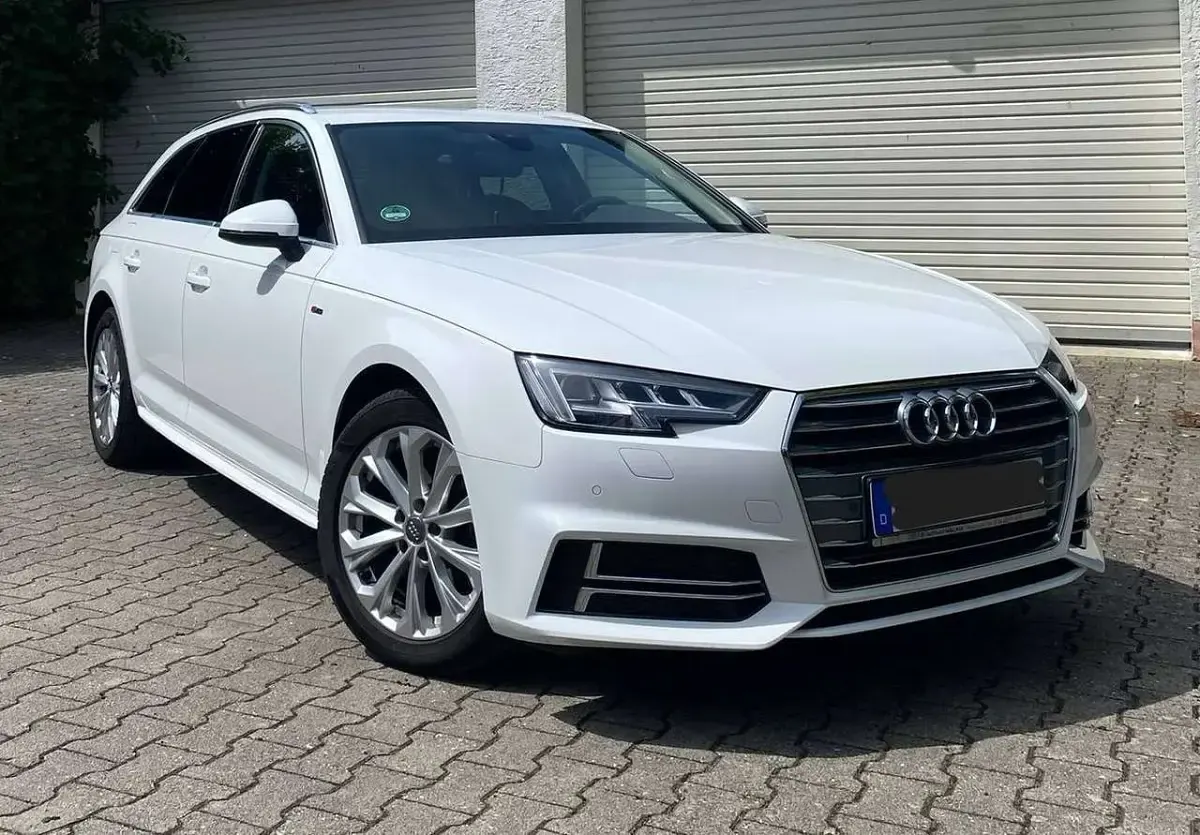 Gebraucht Audi A4 Design 150 PS (110 kW) 2016 Weiß Kombi