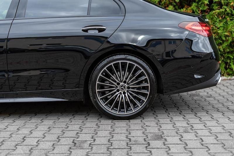 Neu Mercedes C200 Premium Plus 170 PS (125 kW) 2026 Schwarz Limousine