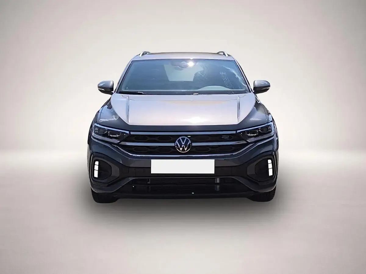 Gebraucht VW T-Roc R-line 150 PS (110 kW) 2025 Manufacturer SUV