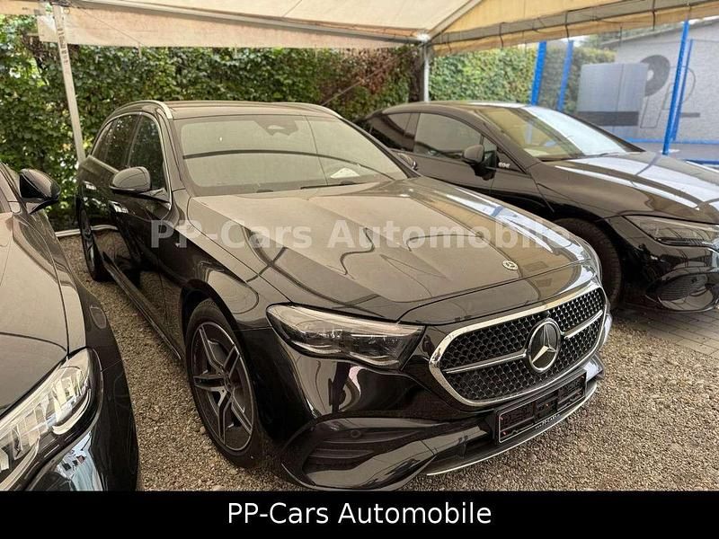 Obsidianschwarmet. Gebraucht 2024 Mercedes E450 Advanced Plus Kombi | 57.750 € (Superpreis) - Bild 1/4