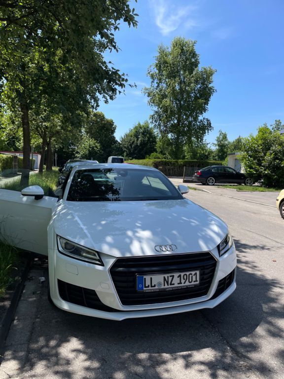Weiß Gebraucht 2016 Audi TT Sport Coupé | 20.000 € (Guter Preis) - Bild 1/4