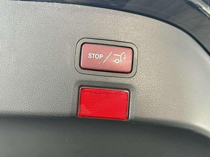 Gebraucht Mercedes CLA180 Style 122 PS (89 kW) 2018 Nachtschwarz  unilack Limousine