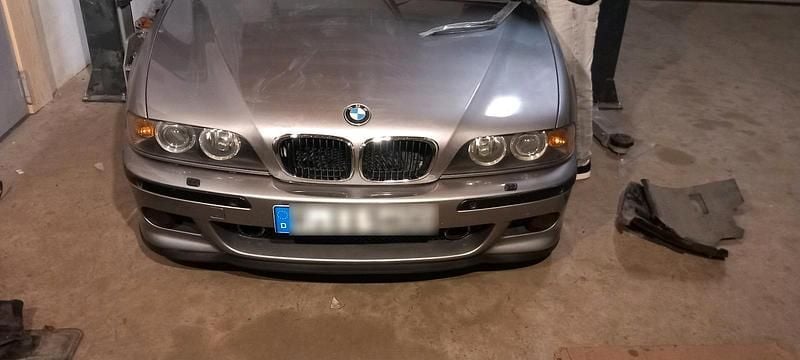 Silber Gebraucht 1997 BMW 540 M Sport Limousine | 8.999 € (Fairer Preis) - Bild 1/4