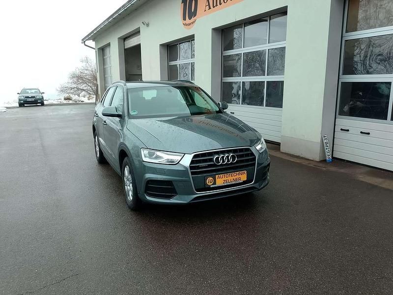 Gebraucht Audi Q3 Basis 150 PS (110 kW) 2017 Monsungrau metallic SUV