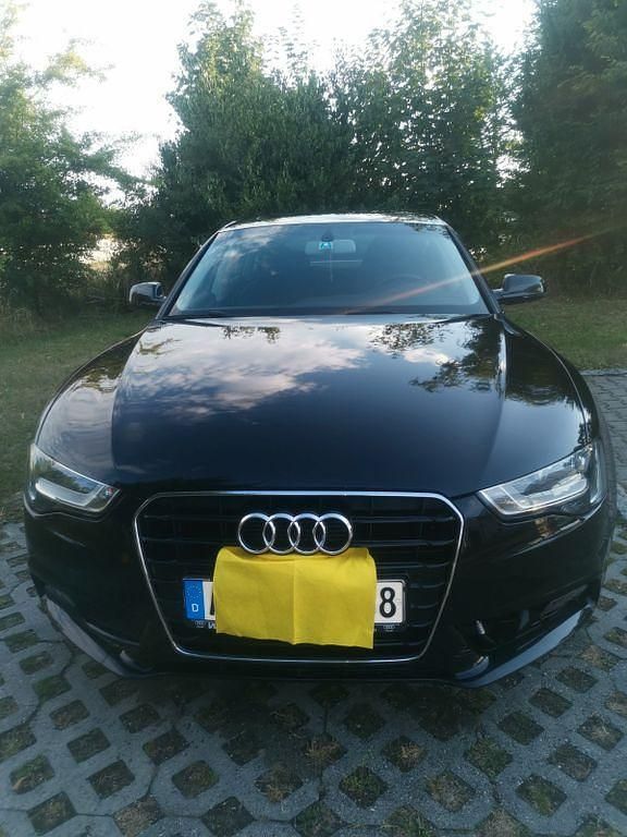 Schwarz Gebraucht 2015 Audi A5 Sportback Limousine | 8.900 € (Guter Preis) - Bild 1/4