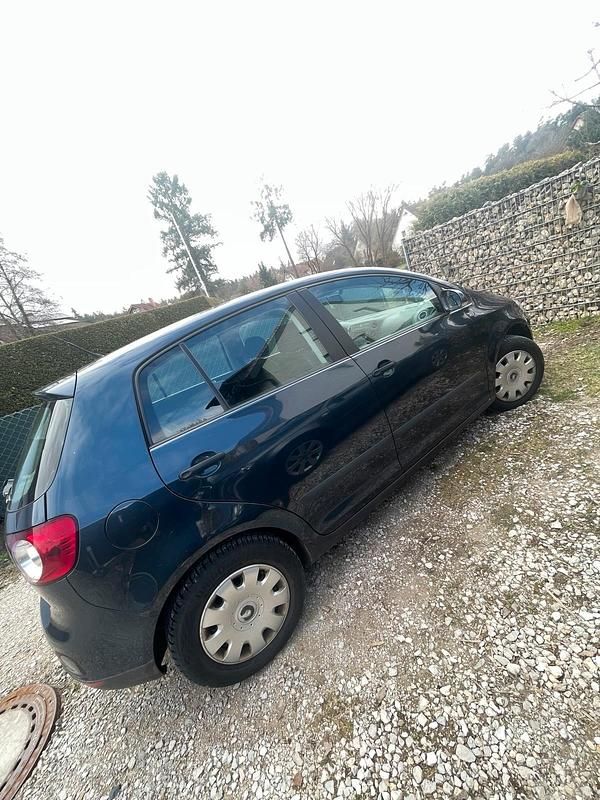 Gebraucht VW Golf IV 75 PS (55 kW) 2005 Blau Kleinwagen