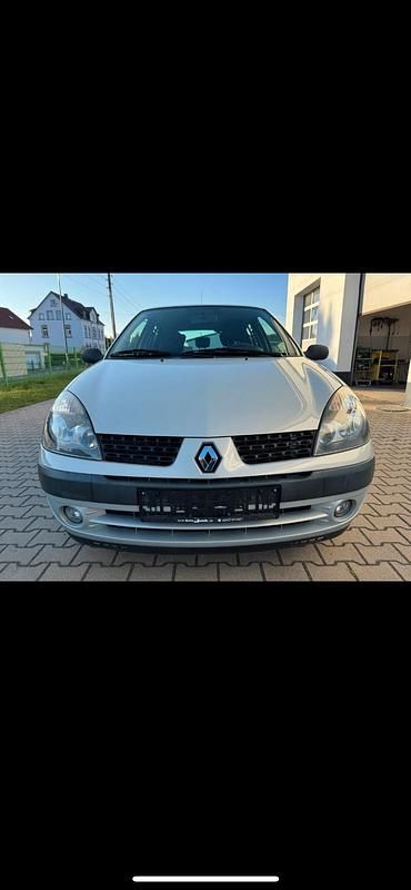 Silber Gebraucht 2005 Renault Clio II Extreme Kleinwagen | 2.190 € (Fairer Preis) - Bild 1/4