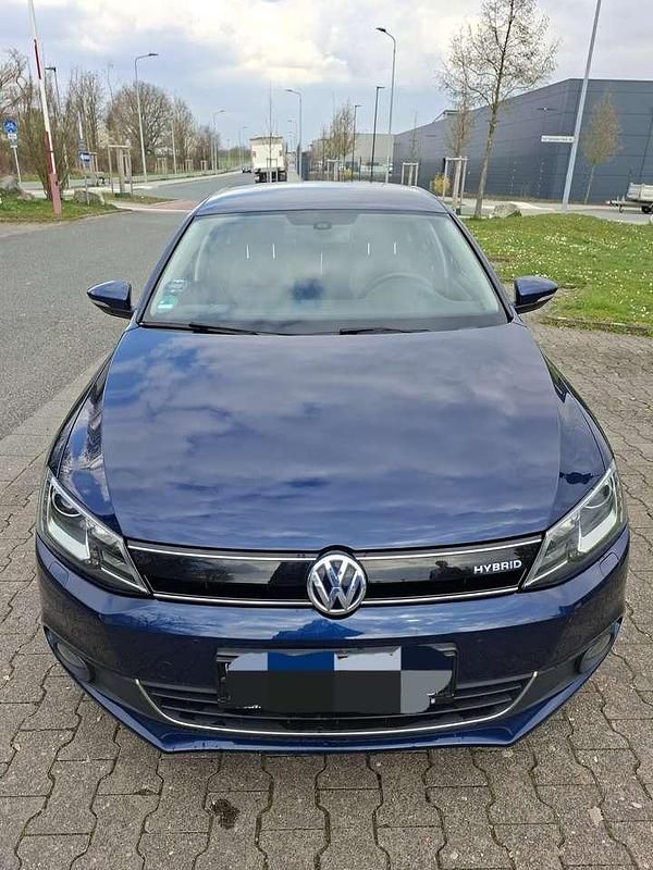 Gebraucht VW Jetta Comfortline 150 PS (110 kW) 2014 Limousine