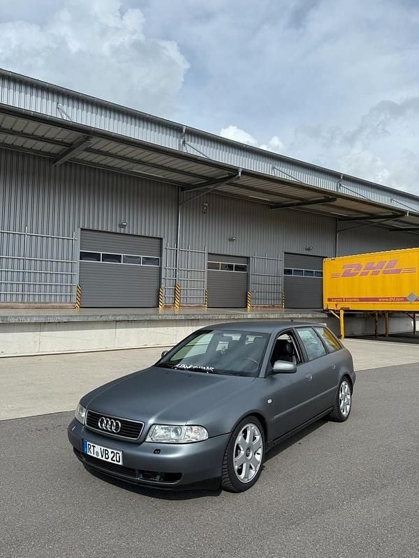 Andere farben Gebraucht 1998 Audi A4 Kombi | 1.400 € (Guter Preis) - Bild 1/4