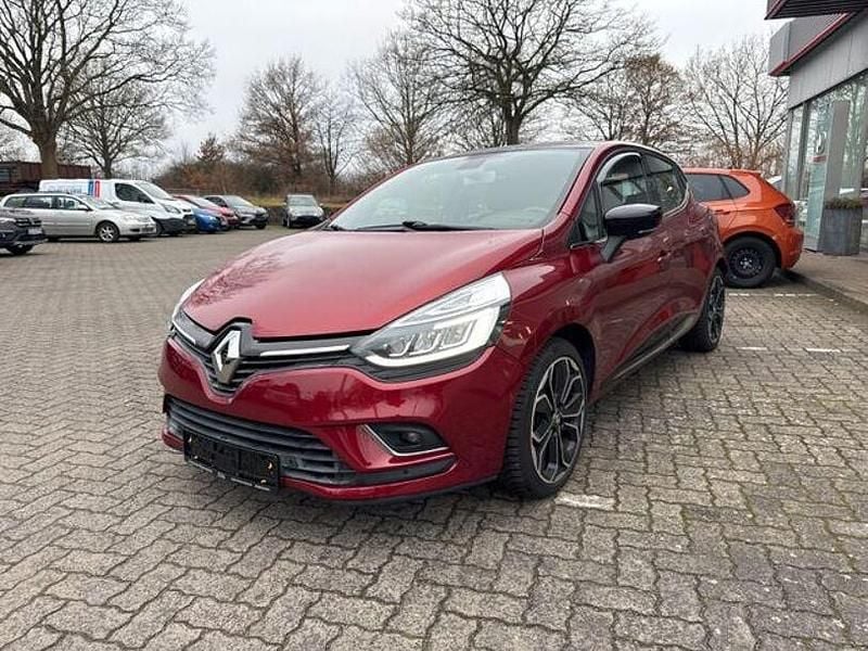 Rot Gebraucht 2018 Renault Clio IV Intens Limousine | 9.290 € (Fairer Preis) - Bild 1/4