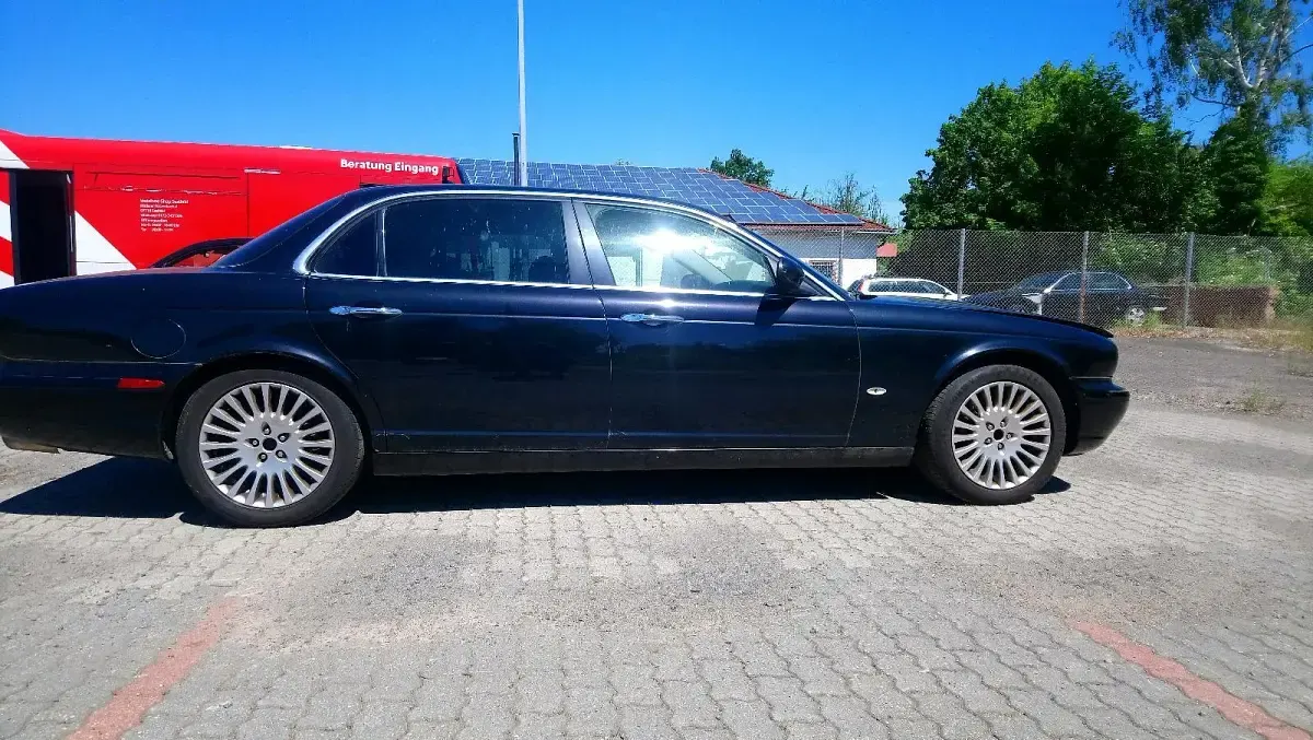Gebraucht Jaguar XJ 207 PS (152 kW) 2007 Schwarz Limousine