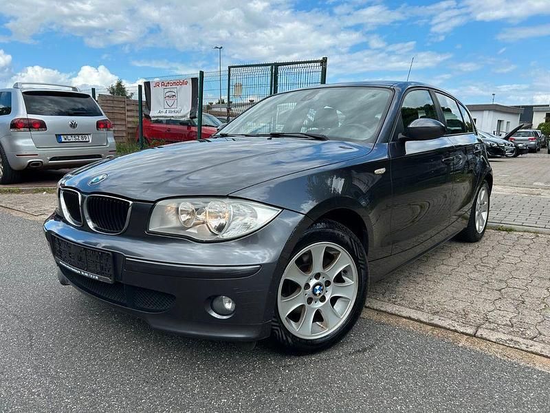Grau Gebraucht 2004 BMW 116 Kleinwagen | 1.250 € (Guter Preis) - Bild 1/4