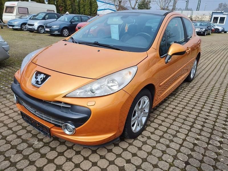 Gebraucht Peugeot 207 Platinum 150 PS (110 kW) 2009 Orange Kleinwagen