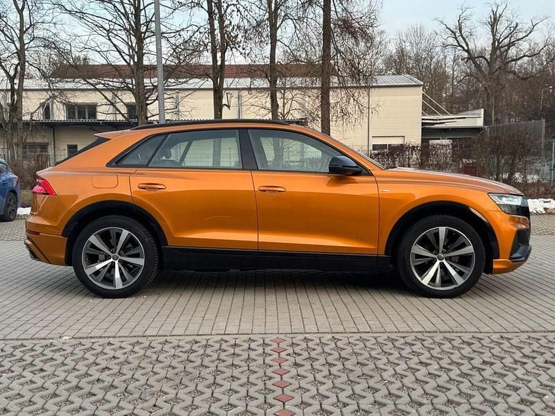 Gebraucht Audi Q8 S-Line 286 PS (210 kW) 2019 Orange SUV