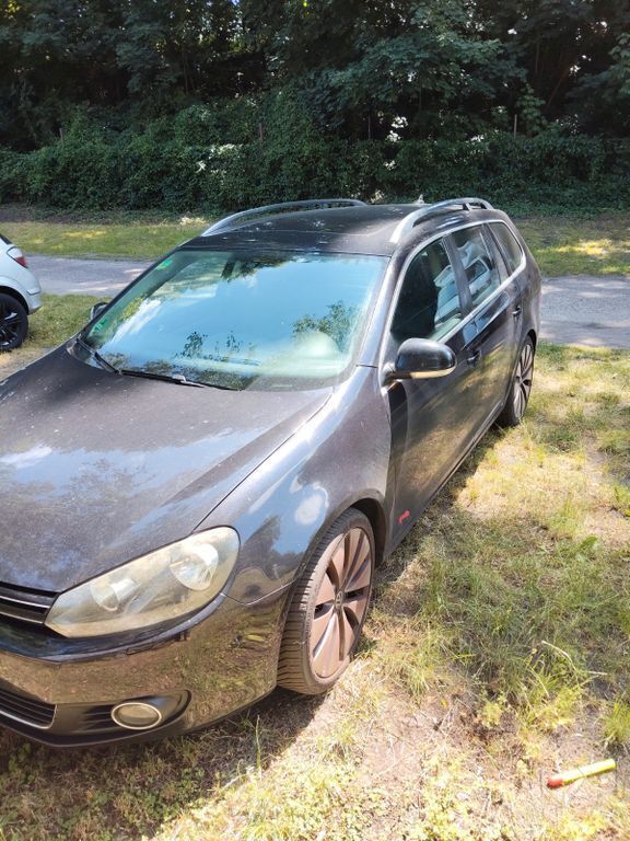 Schwarz Gebraucht 2010 VW Golf VI Highline Kombi | 3.750 € (Superpreis) - Bild 1/4