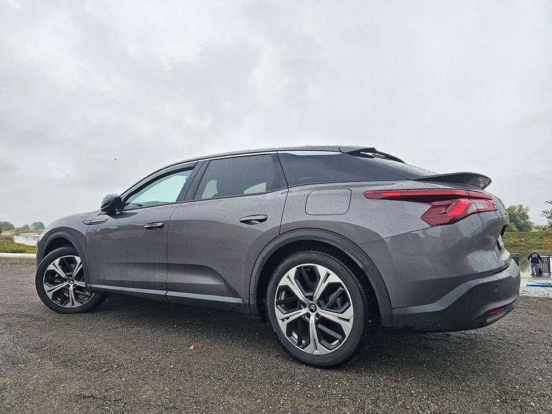 Grau Gebraucht 2022 Citroën C5 Aircross Feel SUV | 22.490 € (Guter Preis) - Bild 1/4