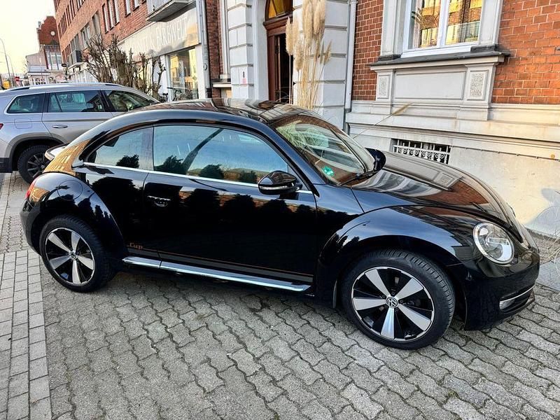 Gebraucht VW Beetle Cup 105 PS (77 kW) 2014 Schwarz Kleinwagen
