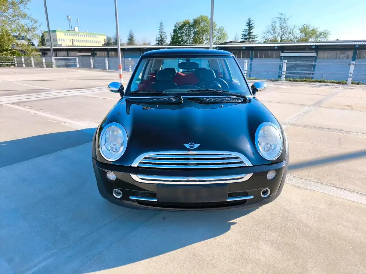 Gebraucht Mini ONE 90 PS (66 kW) 2004 Schwarz Kleinwagen