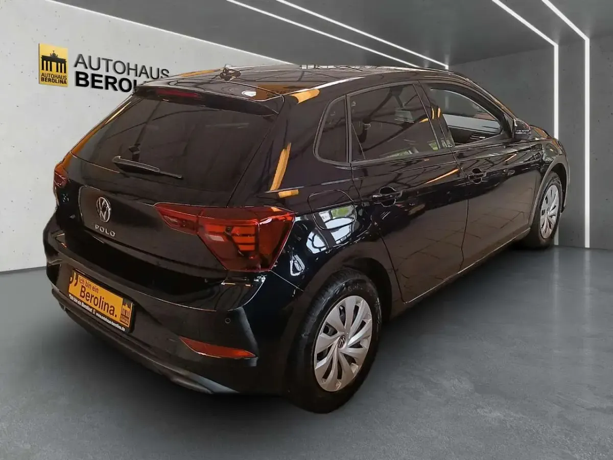 Gebraucht VW Polo Life 95 PS (69 kW) 2024 Schwarz Kleinwagen