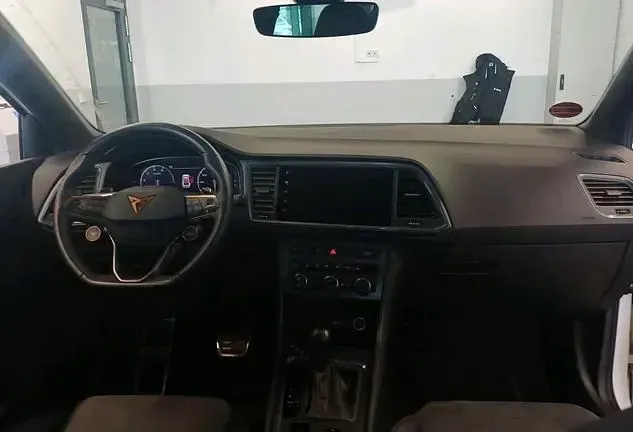 Gebraucht Cupra Ateca 300 PS (220 kW) 2024 Blanco candy/bila white SUV