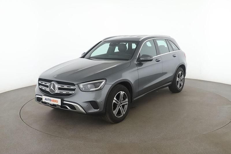 Grau Gebraucht 2020 Mercedes GLC220 SUV | 33.670 € (Guter Preis) - Bild 1/3