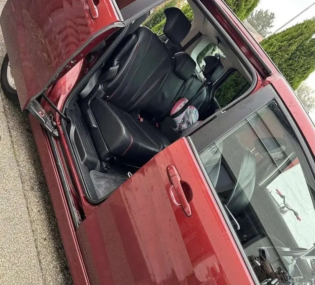 Gebraucht Mazda 5 Sports-Line 150 PS (110 kW) 2011 Van / Kleinbus