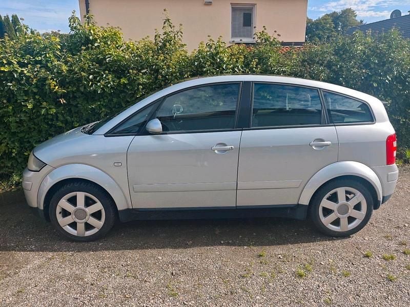 Silber Gebraucht 2001 Audi A2 Kleinwagen | 1.190 € (Superpreis) - Bild 1/4