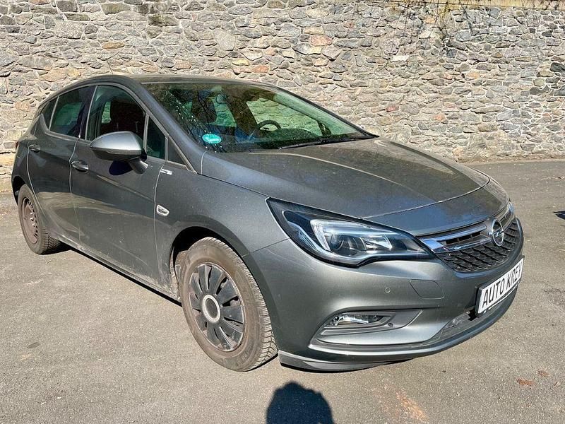 Gebraucht Opel Astra 125 PS (91 kW) 2017 Grau Kombi