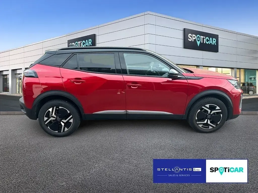 Gebraucht Peugeot 2008 GT 131 PS (96 kW) 2024 Rot SUV