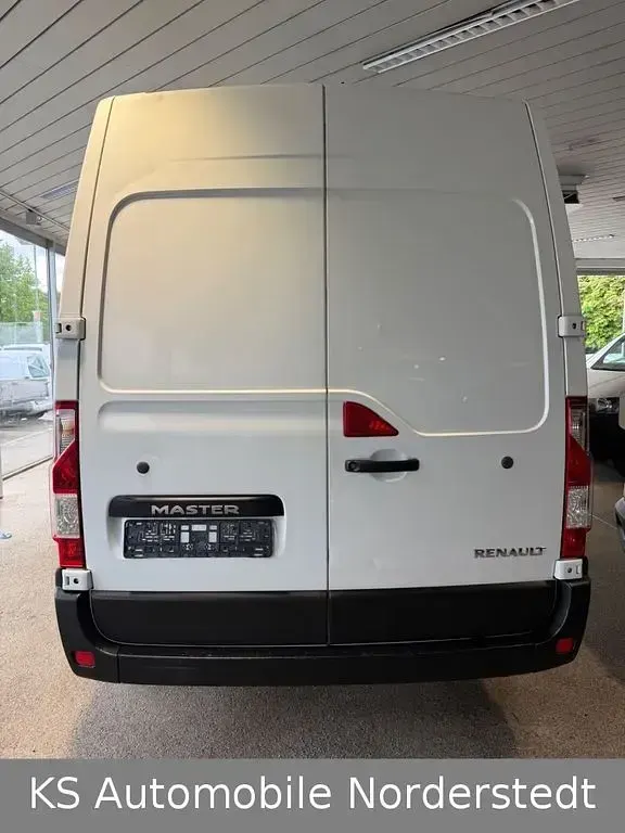 Gebraucht Renault Master 163 PS (119 kW) 2015 Weiß Van