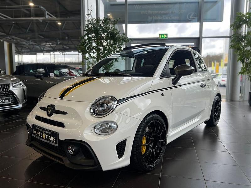 Gebraucht Abarth 695C 179 PS (131 kW) 2024 Weiß Cabrio