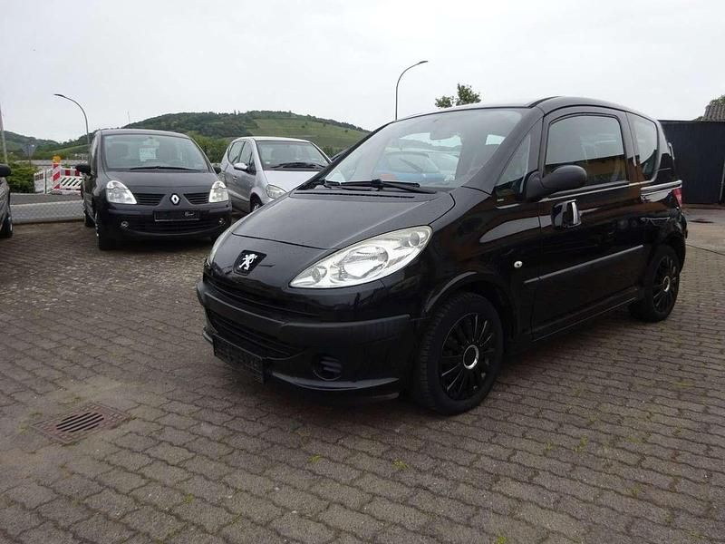 Gebraucht Peugeot 1007 68 PS (50 kW) 2008 Schwarz Van / Kleinbus