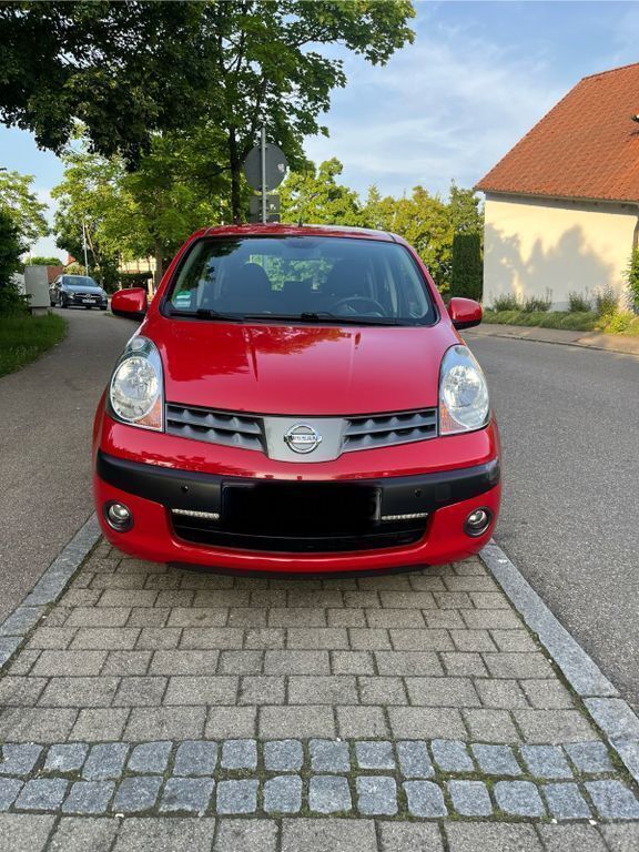 Rot Gebraucht 2007 Nissan Note Van / Kleinbus | 5.990 € (Fairer Preis) - Bild 1/4