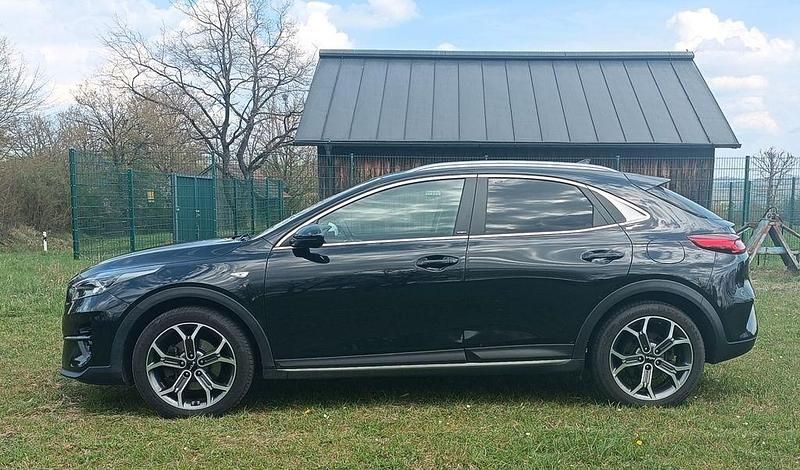 Gebraucht Kia XCeed 160 PS (117 kW) 2022 Schwarz SUV