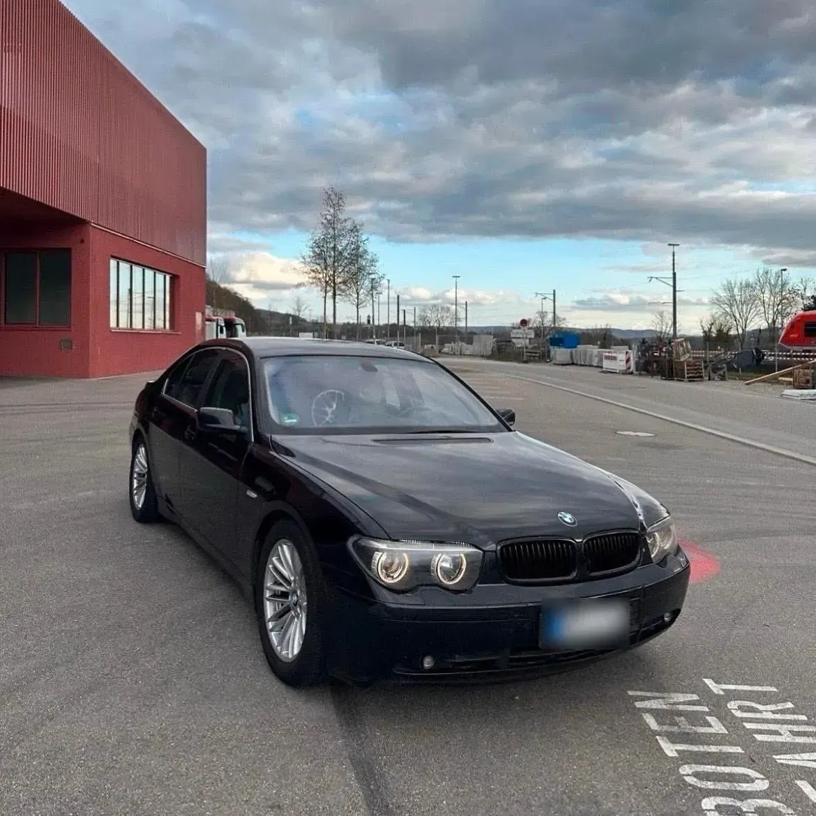 Gebraucht BMW 745 333 PS (244 kW) 2001 Schwarz Limousine