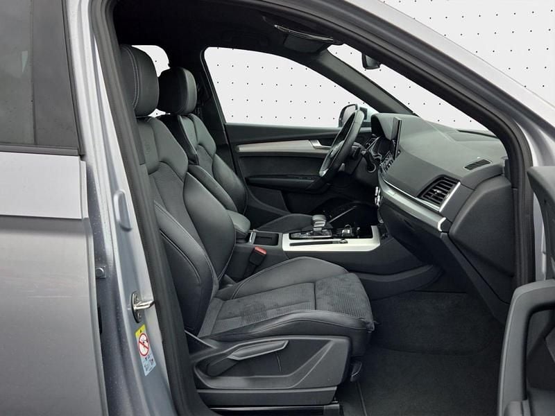 Gebraucht Audi Q5 S-Line 299 PS (219 kW) 2023 Florettsilber metallic SUV