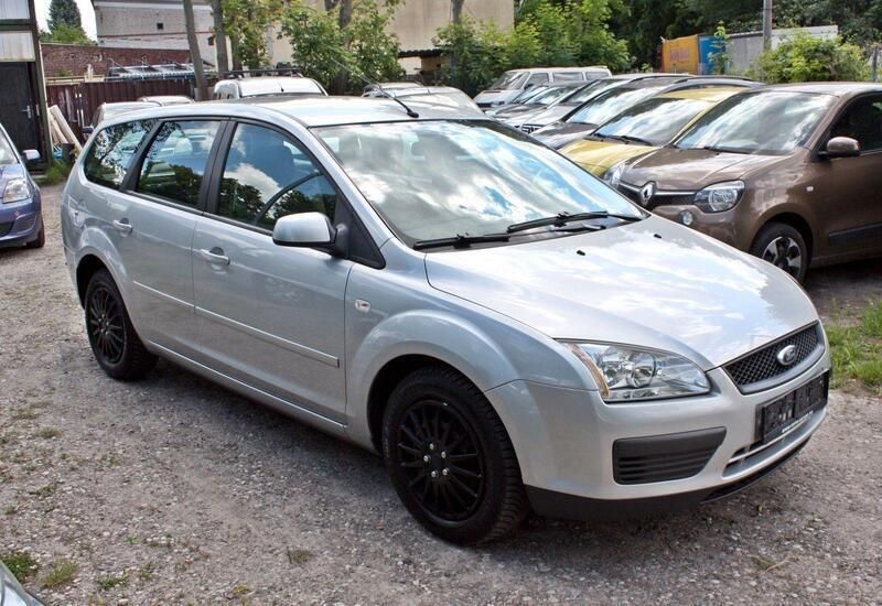 Silber Gebraucht 2007 Ford Focus Fun X Kombi | 3.599 € (Etwas zu teuer) - Bild 1/4
