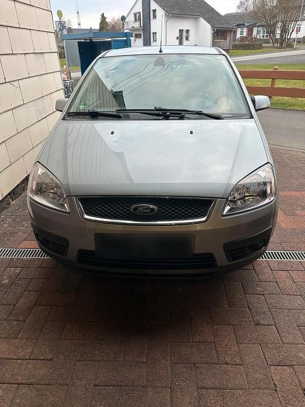 Gebraucht Ford Focus 120 PS (88 kW) 2004 Silber Kombi