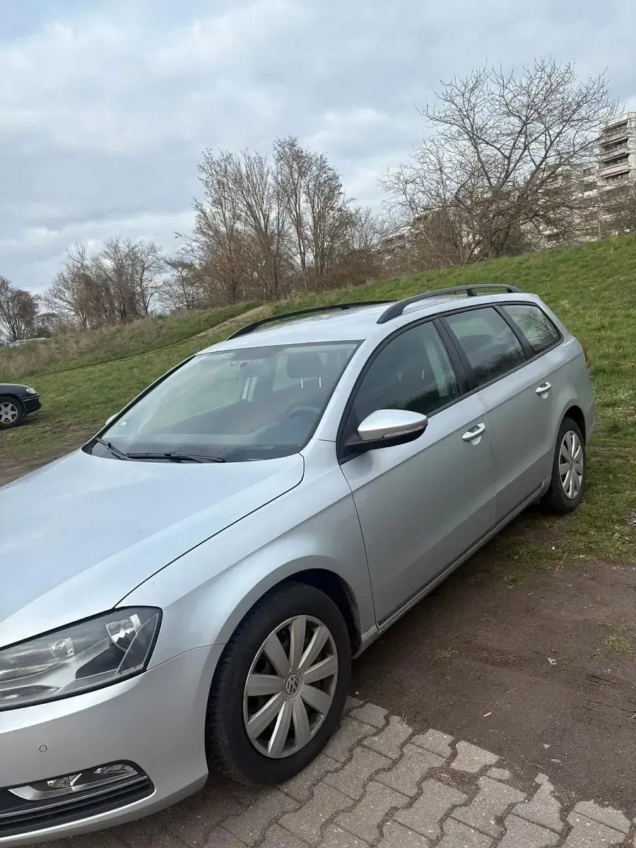 Używany VW Passat 140 KM (102 kW) 2013 Srebrny Kombi