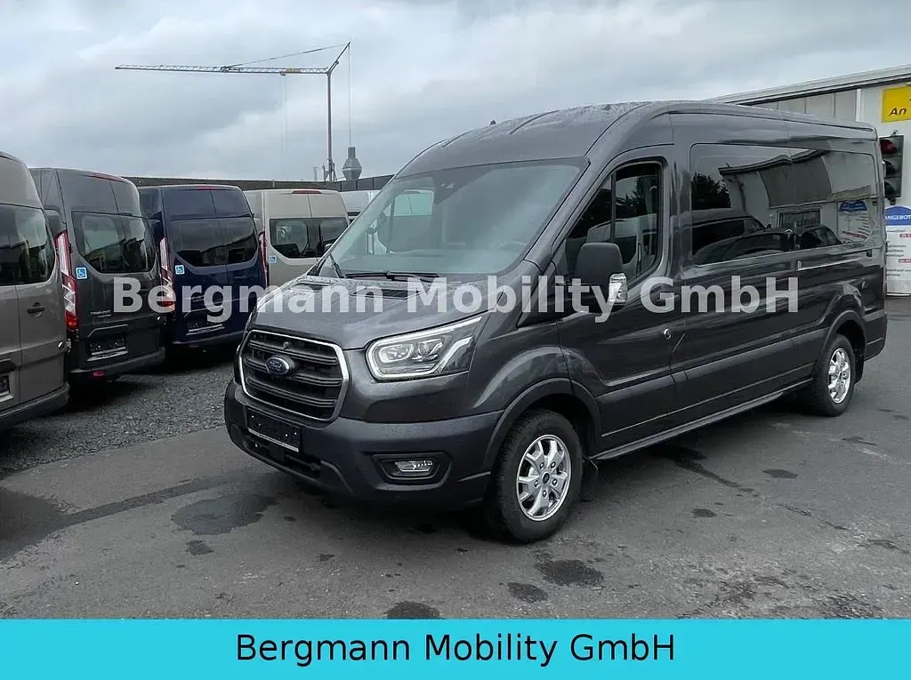 Gebraucht Ford Transit 131 PS (96 kW) 2021 Grau Van