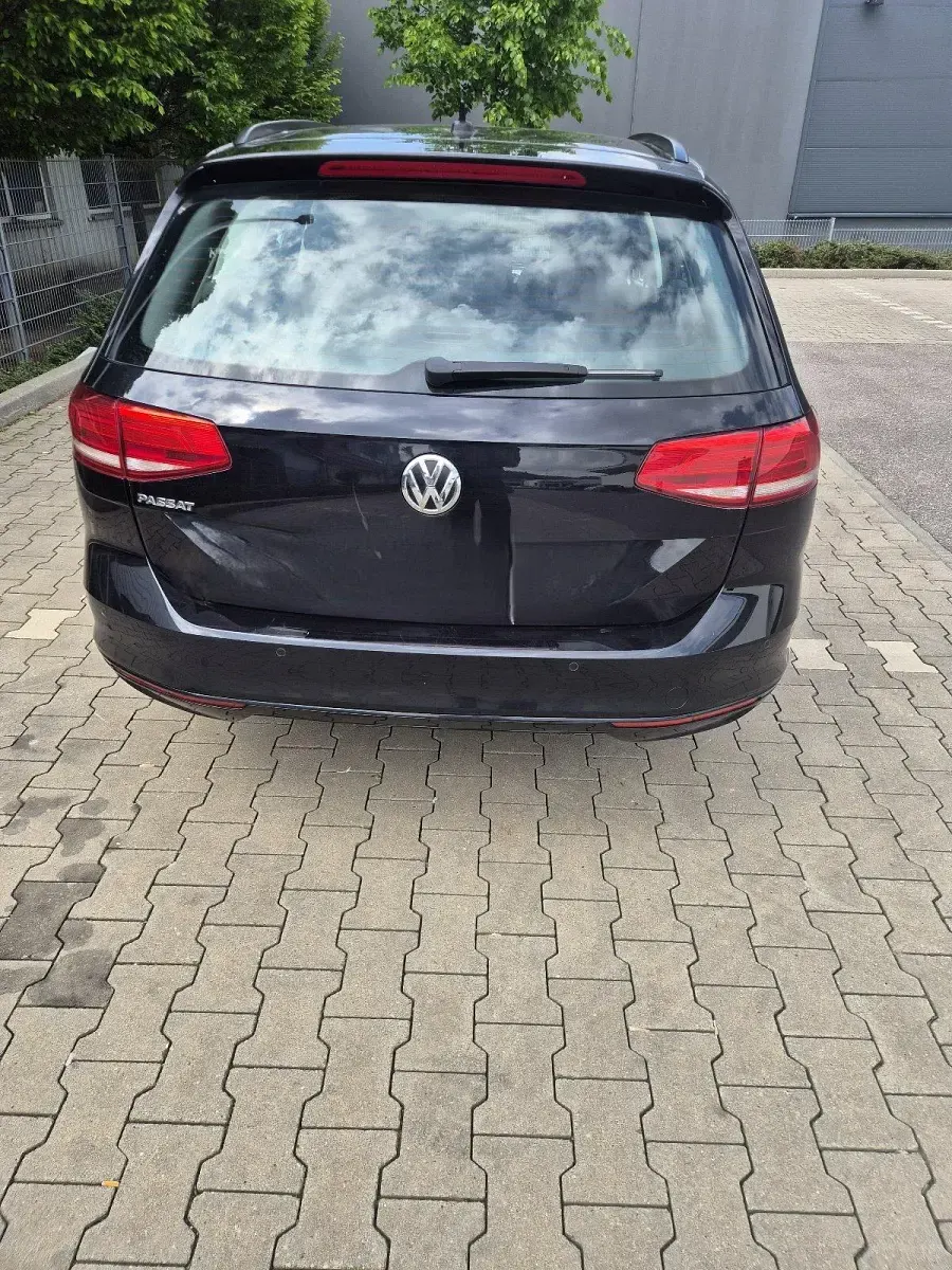 Gebraucht VW Passat 150 PS (110 kW) 2019 Schwarz Kombi
