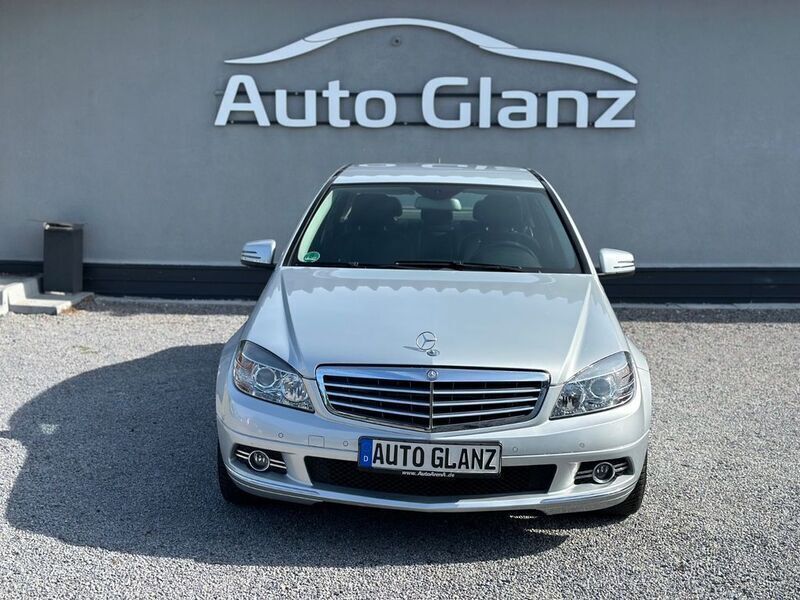 Silber Gebraucht 2010 Mercedes C350 Limousine | 12.500 € (Fairer Preis) - Bild 1/4