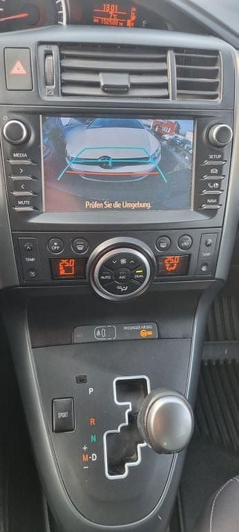 Gebraucht Toyota Verso 147 PS (108 kW) 2016 Blau Van / Kleinbus