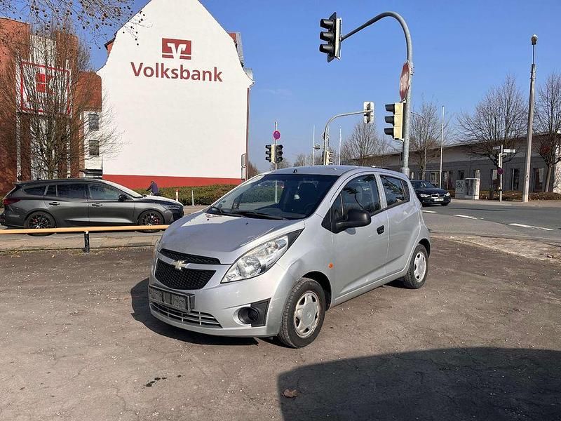 Gebraucht Chevrolet Spark 68 PS (50 kW) 2010 Silber Kleinwagen