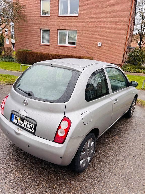 Gebraucht Nissan Micra Acenta 65 PS (47 kW) 2005 Silber Limousine